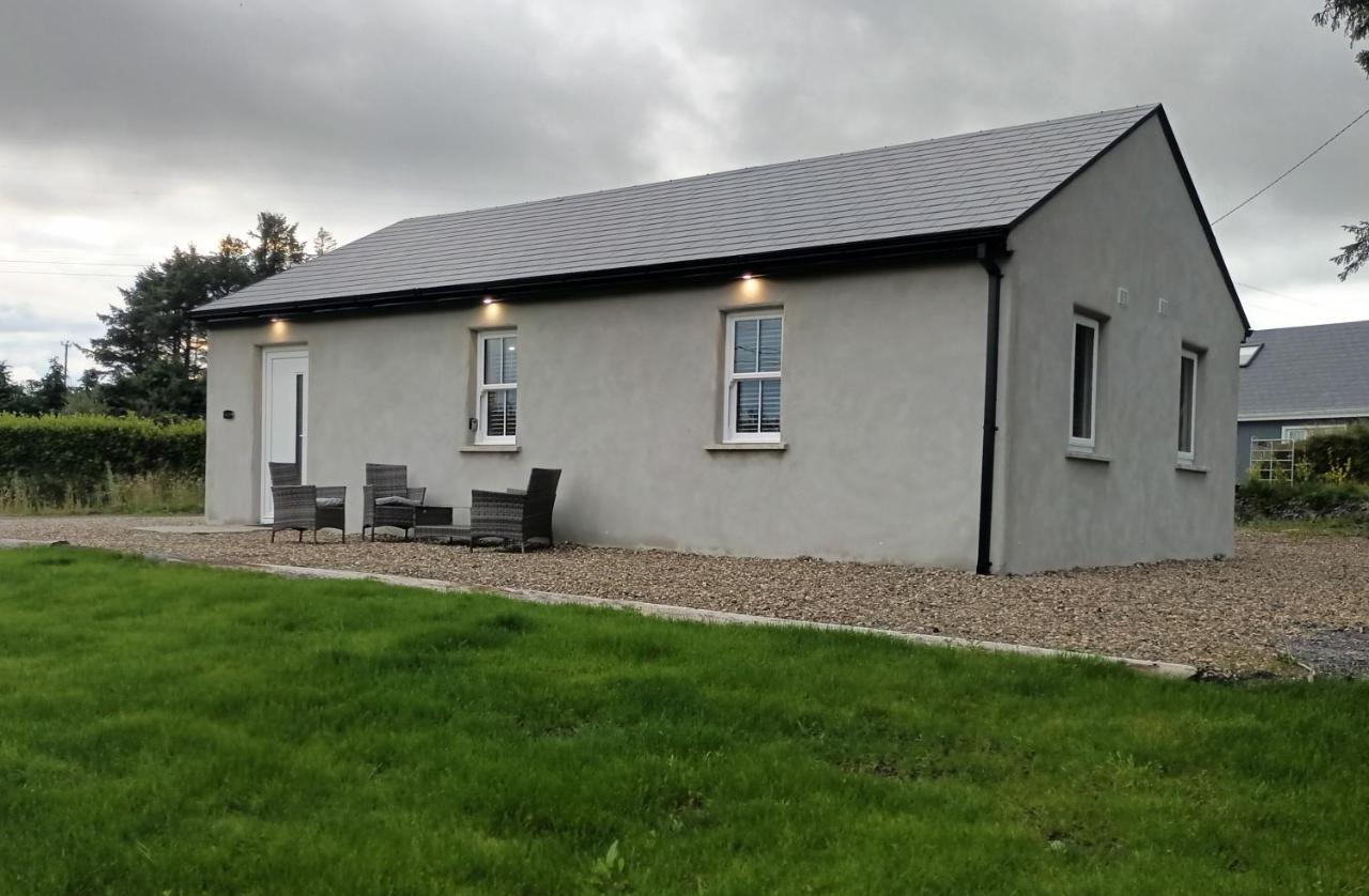 Tadgh'S Cottage Ennis Esterno foto